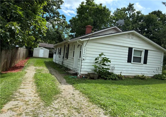 Photo 2 of Single family home for sale at 7 Elm Rd, Medway, OH 45341 | MLS# 960476 | Listing updated on 2026-09-10