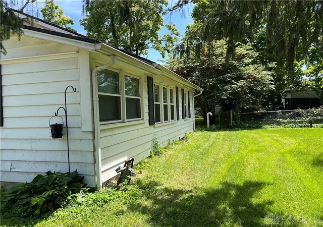 Photo 4 of Single family home for sale at 7 Elm Rd, Medway, OH 45341 | MLS# 960476 | Listing updated on 2026-09-10