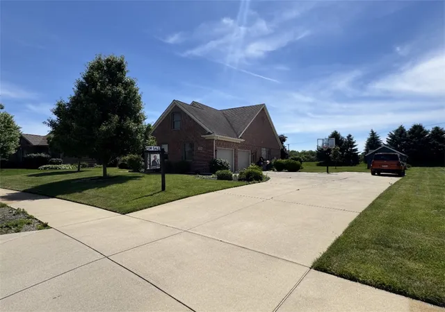 Photo 2 of Single family home for sale at 738 Governors Rd, Troy, OH 45373 | MLS# 960820 | Listing updated on 2026-09-13