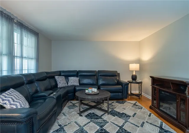 Photo 3 of Single family home for sale at 4939 Sweetbirch Dr, Dayton, OH 45424 | MLS# 960850 | Listing updated on 2026-09-08