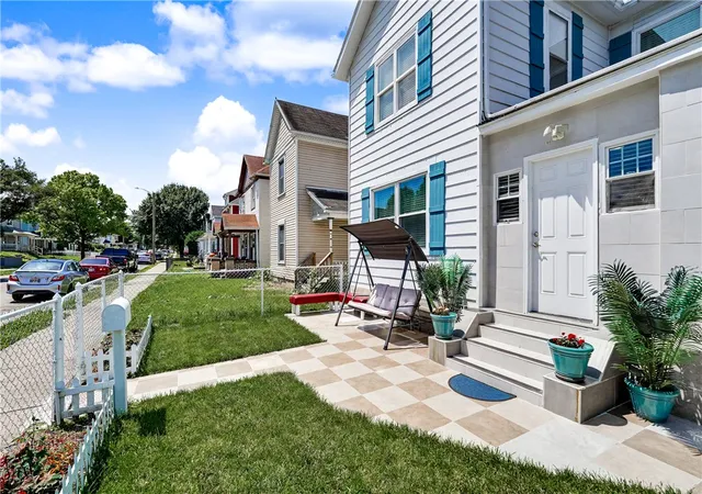 Photo 4 of Single family home for sale at 185 Grove Ave, Dayton, OH 45404 | MLS# 960840 | Listing updated on 2026-09-04