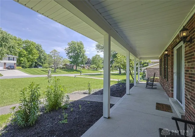 Photo 2 of Single family home for sale at 6149 Eddington Dr, Liberty Twp, OH 45044 | MLS# 960997 | Listing updated on 2026-09-02