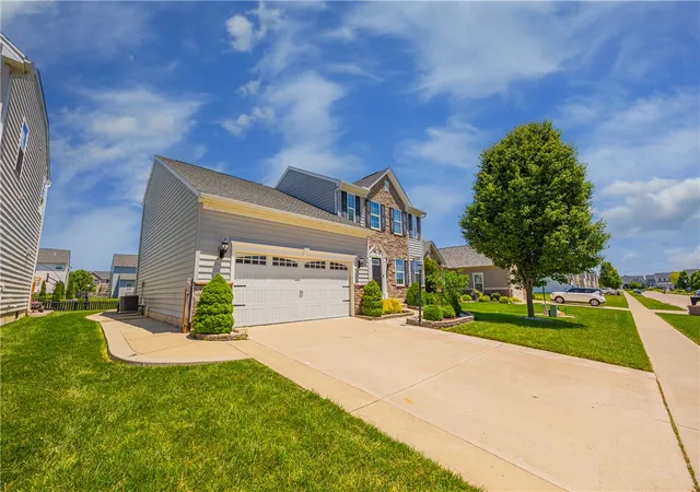 Photo 3 of Single family home for sale at 7122 Bluestream Dr, Tipp City, OH 45371 | MLS# 960656 | Listing updated on 2026-08-30