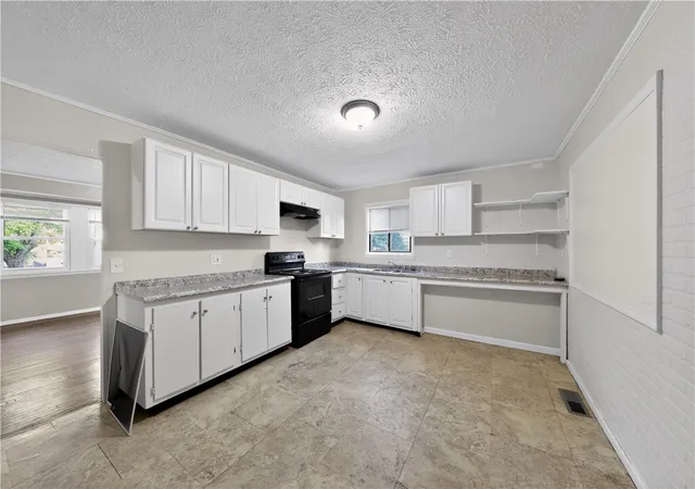 Photo 4 of Sale Pending at 4338 Williamson Dr, Dayton, OH 45416 | MLS# 960632 | Listing updated on 2026-09-01