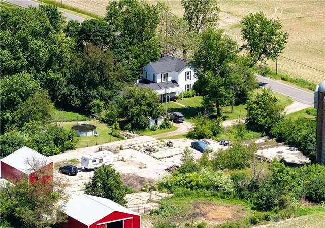 Photo 4 of Single family home for sale at 525 Ginghamsburg Frederick Rd, Tipp City, OH 45371 | MLS# 961014 | Listing updated on 2026-09-04