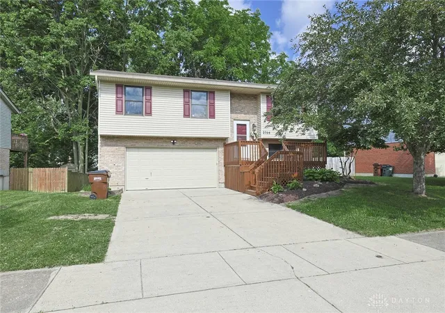 Photo 1 of Single family home for sale at 2708 Bradford Dr, Middletown, OH 45044 | MLS# 961221 | Listing updated on 2026-09-20