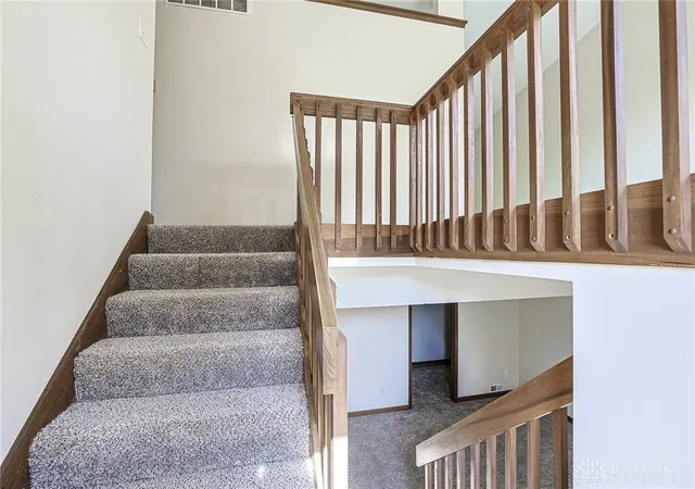 Photo 4 of Single family home for sale at 2708 Bradford Dr, Middletown, OH 45044 | MLS# 961221 | Listing updated on 2026-09-20