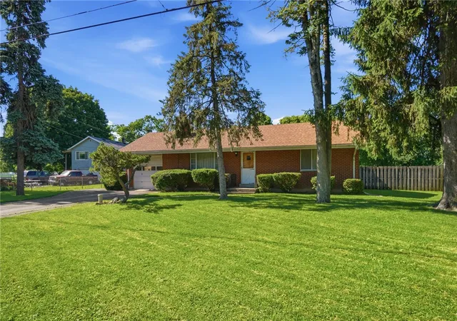 Photo 1 of Single family home for sale at 32 Beatrice Dr, Dayton, OH 45404 | MLS# 961210 | Listing updated on 2026-09-04