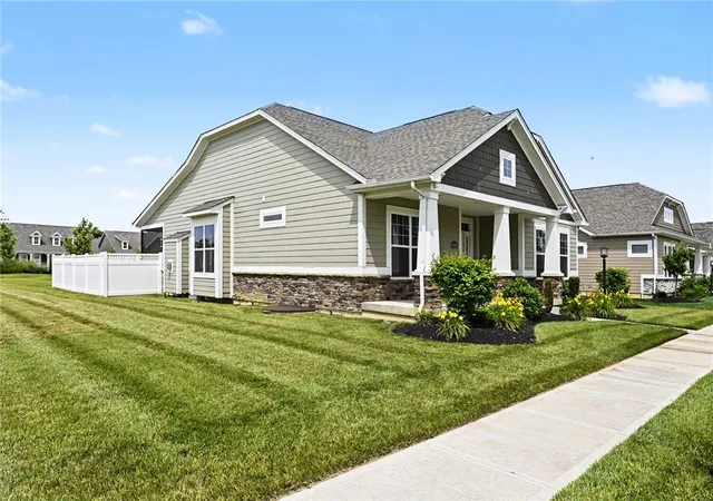 Photo 4 of Single family home for sale at 5004 Pepperwell Cir, Dayton, OH 45440 | MLS# 960640 | Listing updated on 2026-10-07