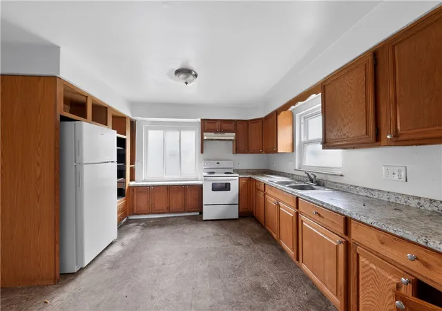 Photo 3 of Sale Pending at 1367 Catalpa Dr, Dayton, OH 45406 | MLS# 961076 | Listing updated on 2026-09-01