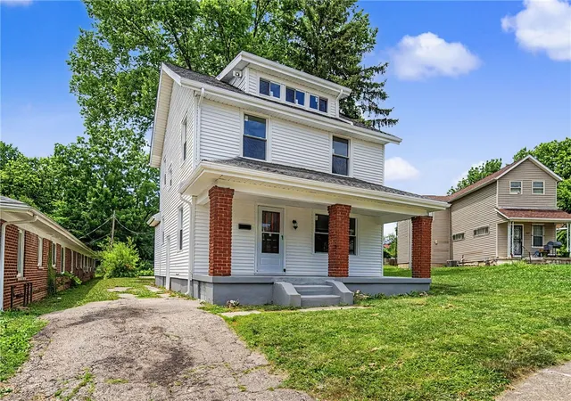 Photo 2 of Sale Pending at 2041 Mayfair Rd, Dayton, OH 45405 | MLS# 961578 | Listing updated on 2026-08-31