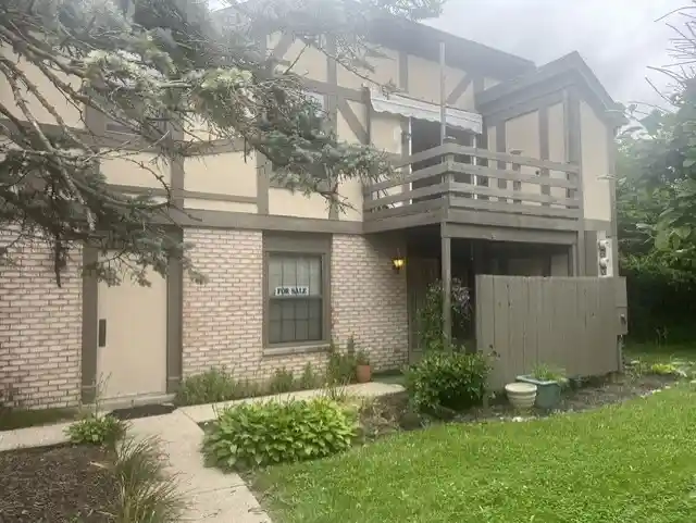 Listing Photo 14 - Condo for sale in 7765 Brams Hl Dr located at 7765 Brams Hl Dr, Dayton, OH 45459 - Unit 7765 Brams Hl Dr