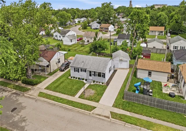 Photo 2 of Single family home for sale at 187 Pat Ln, Fairborn, OH 45324 | MLS# 961608 | Listing updated on 2026-09-05