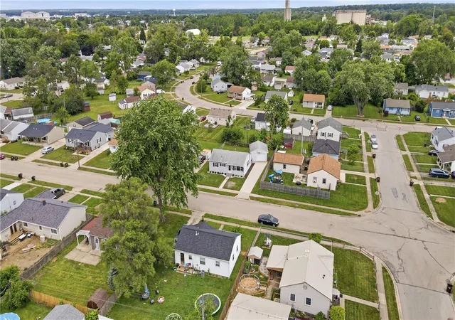Photo 3 of Single family home for sale at 187 Pat Ln, Fairborn, OH 45324 | MLS# 961608 | Listing updated on 2026-09-05