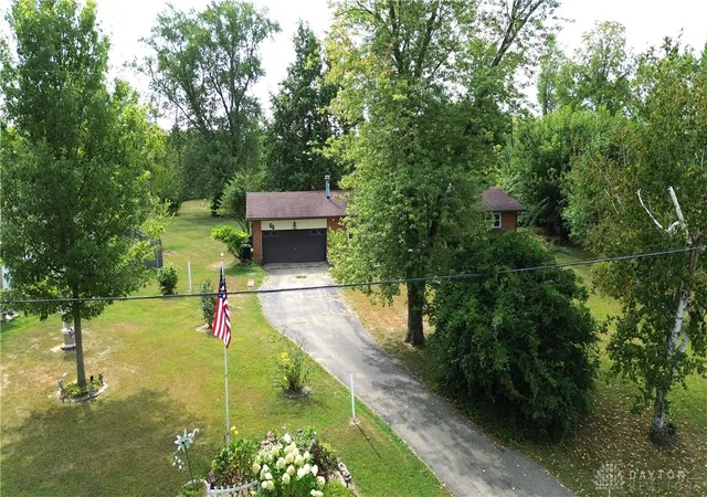 Photo 2 of Single family home for sale at 68 Delray Ct, Clayton, OH 45315 | MLS# 961749 | Listing updated on 2026-09-08