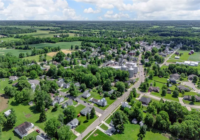 Photo 40 of Single family home for sale at 501 W Center St, Farmersville, OH 45325 | MLS# 961715 | Listing updated on 2026-09-27