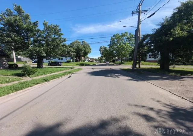 Photo 4 of Single family home for sale at 2106 Litchfield Ave, Dayton, OH 45406 | MLS# 961849 | Listing updated on 2026-09-03