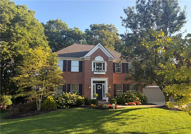 Photo 1 of Single family home for sale at 130 Springhouse, Springboro, OH 45066 | MLS# 962239 | Listing updated on 2026-09-24