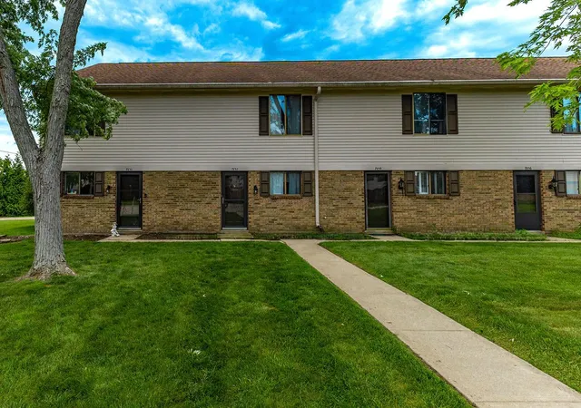 Photo 3 of Condo for sale at 7832 Betsy Ross Cir, Dayton, OH 45459 | MLS# 962283 | Listing updated on 2026-09-10