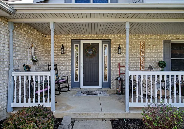 Photo 3 of Single family home for sale at 1070 Winston Ln, Tipp City, OH 45371 | MLS# 962302 | Listing updated on 2026-09-08