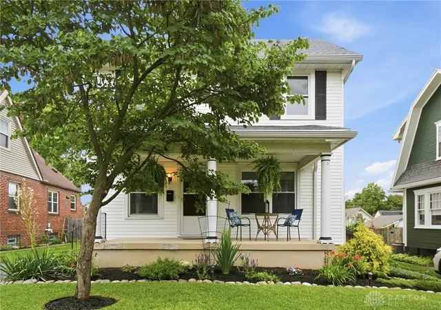 Photo 3 of Single family home for sale at 241 Orchard Dr, Oakwood, OH 45419 | MLS# 960648 | Listing updated on 2026-09-25