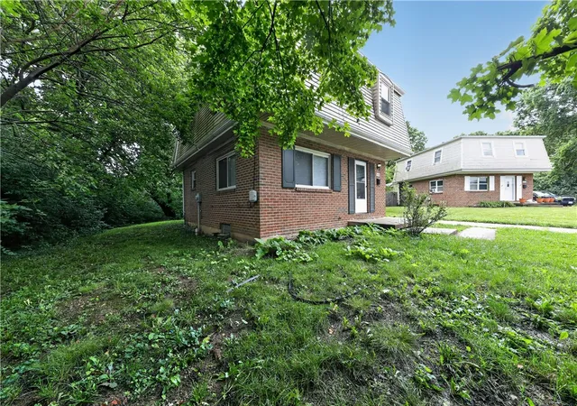 Photo 3 of Sale Pending at 2136 Speice Ave, Dayton, OH 45403 | MLS# 960245 | Listing updated on 2026-09-22