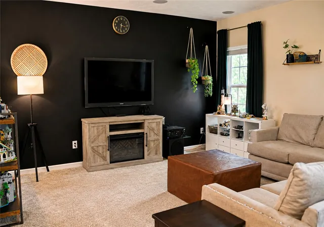 Photo 3 of Sale Pending at 1555 Cedar Crk Dr, Dayton, OH 45458 | MLS# 962407 | Listing updated on 2026-09-03