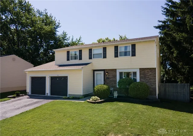 Photo 1 of Single family home for sale at 825 W Martindale Rd, Englewood, OH 45322 | MLS# 962642 | Listing updated on 2026-09-14