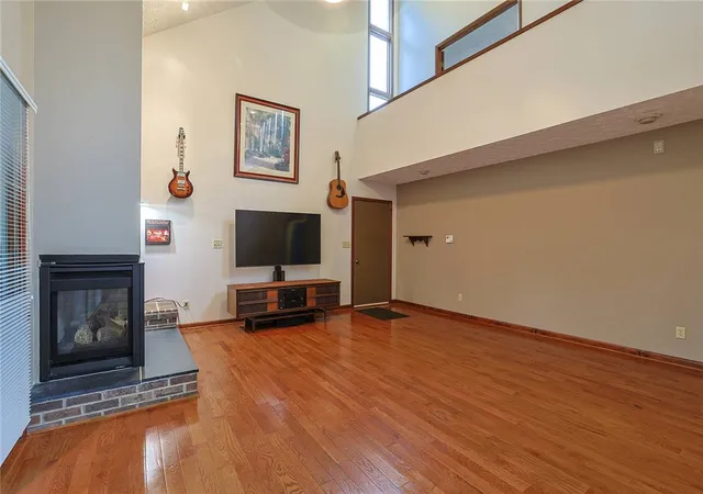 Photo 4 of Single family home for sale at 9040 S Normandy Ln, Dayton, OH 45458 | MLS# 962696 | Listing updated on 2026-09-13
