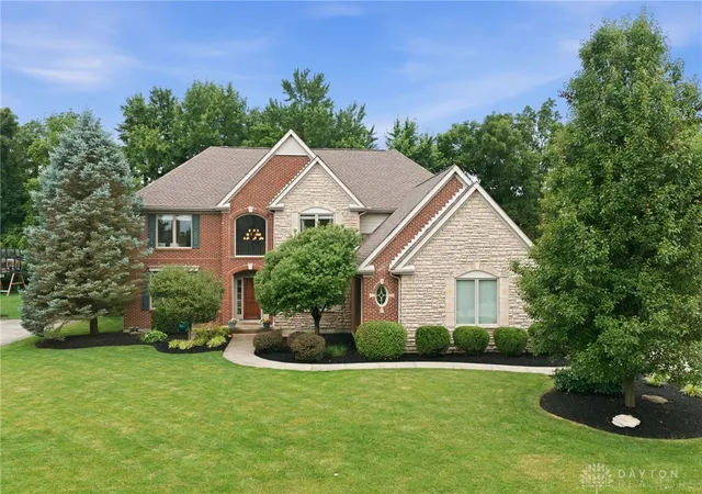 Photo 1 of Sale Pending at 6678 Sandy Shrs Dr, Loveland, OH 45140 | MLS# 962717 | Listing updated on 2026-09-11