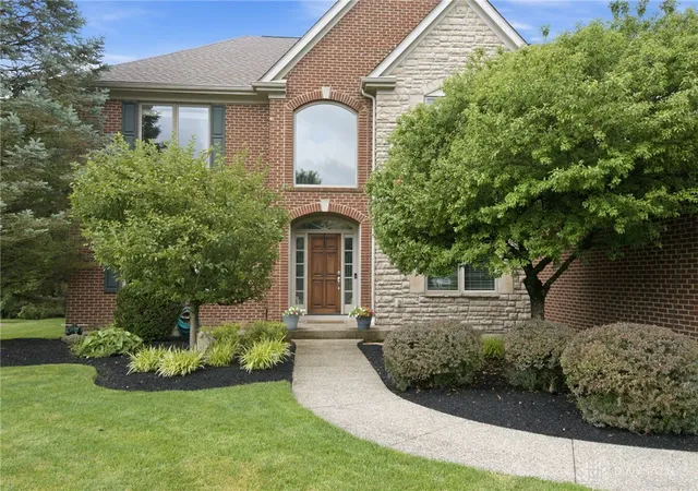 Photo 2 of Sale Pending at 6678 Sandy Shrs Dr, Loveland, OH 45140 | MLS# 962717 | Listing updated on 2026-09-11