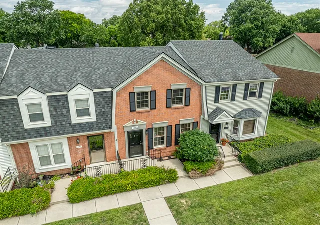 Photo 3 of Condo for sale at 1055 Beryl Trl, Dayton, OH 45459 | MLS# 962756 | Listing updated on 2026-09-15