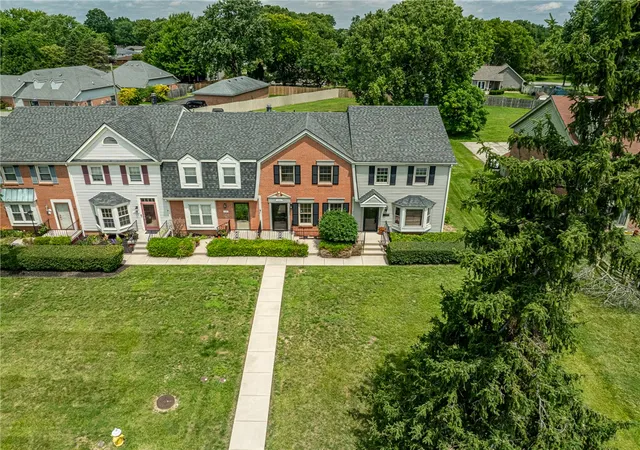 Photo 3 of Condo for sale at 1055 Beryl Trl, Dayton, OH 45459 | MLS# 962756 | Listing updated on 2026-09-15