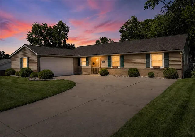Photo 1 of Sale Pending at 185 Broadripple Rd, Dayton, OH 45458 | MLS# 962752 | Listing updated on 2026-09-09