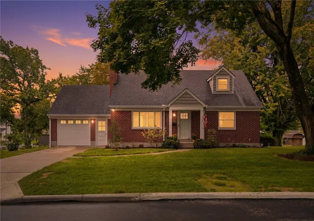 Photo 1 of Single family home for sale at 136 E Ridgeway Dr, Dayton, OH 45459 | MLS# 962856 | Listing updated on 2026-09-07