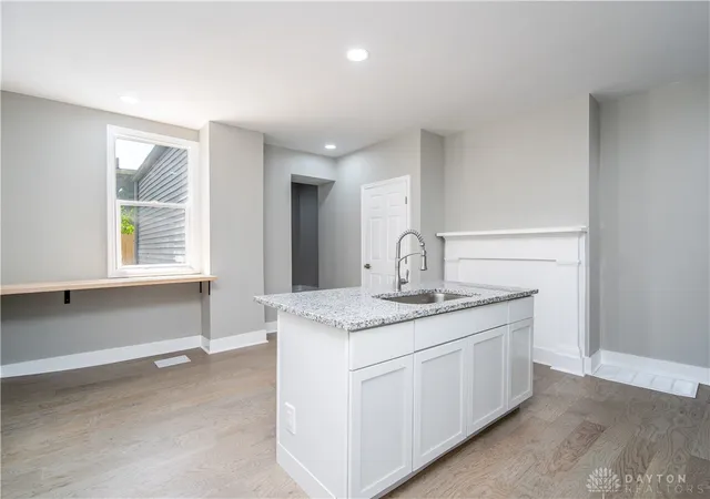Photo 3 of Single family home for sale at 913 Charlotte St, Cincinnati, OH 45214 | MLS# 962726 | Listing updated on 2026-09-02