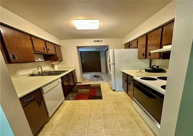 Photo 2 of Condo for sale at 1342 Black Forest Dr #B, Dayton, OH 45449 | MLS# 962511 | Listing updated on 2026-09-10