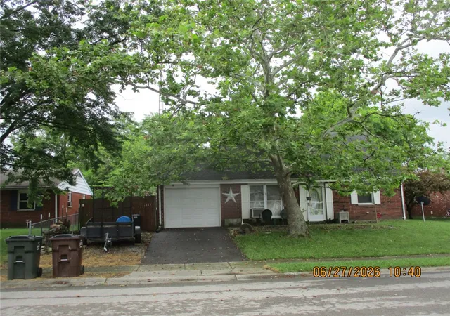 Photo 2 of Single family home for sale at 1511 Amesbury Ct, Piqua, OH 45356 | MLS# 962998 | Listing updated on 2026-09-09