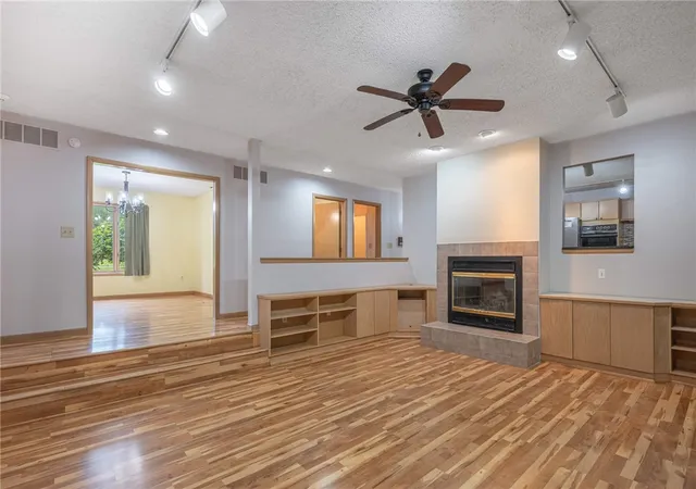 Photo 2 of Single family home for sale at 6584 Stillcrest Way, Dayton, OH 45414 | MLS# 962793 | Listing updated on 2026-10-01