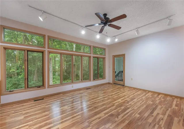 Photo 4 of Single family home for sale at 6584 Stillcrest Way, Dayton, OH 45414 | MLS# 962793 | Listing updated on 2026-10-01