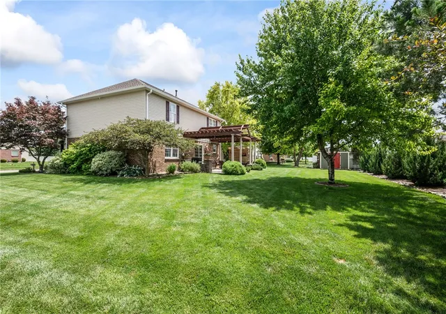 Photo 63 of Sale Pending at 884 Shaftsbury Rd, Troy, OH 45373 | MLS# 962873 | Listing updated on 2026-09-13