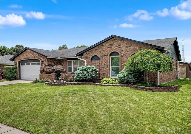 Photo 4 of Single family home for sale at 550 Unger Ave, Englewood, OH 45322 | MLS# 963083 | Listing updated on 2026-09-16