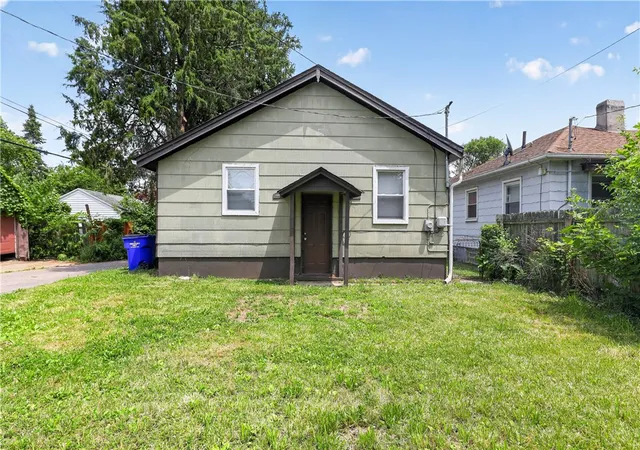 Photo 3 of Single family home for sale at 2369 Emerson Ave, Dayton, OH 45406 | MLS# 961620 | Listing updated on 2026-09-10