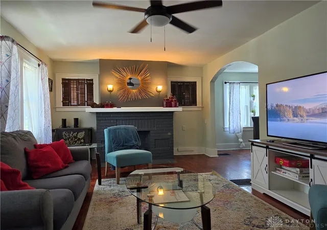 Photo 3 of Single family home for sale at 305 W 1st Street, Springfield, OH 45504 | MLS# 963235 | Listing updated on 2026-09-07