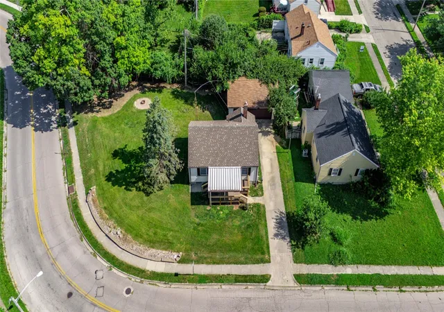 Photo 3 of Sale Pending at 3405 Cleveland Ave, Dayton, OH 45410 | MLS# 963370 | Listing updated on 2026-09-30