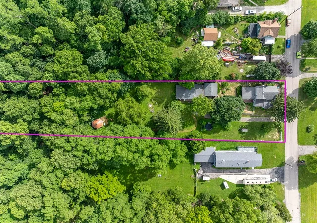 Photo 2 of Single family home for sale at 130 Rosewood Dr, Dayton, OH 45415 | MLS# 959981 | Listing updated on 2026-08-30