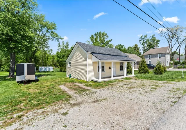 Photo 3 of Single family home for sale at 79 W Mound St, Sabina, OH 45169 | MLS# 963155 | Listing updated on 2026-09-22
