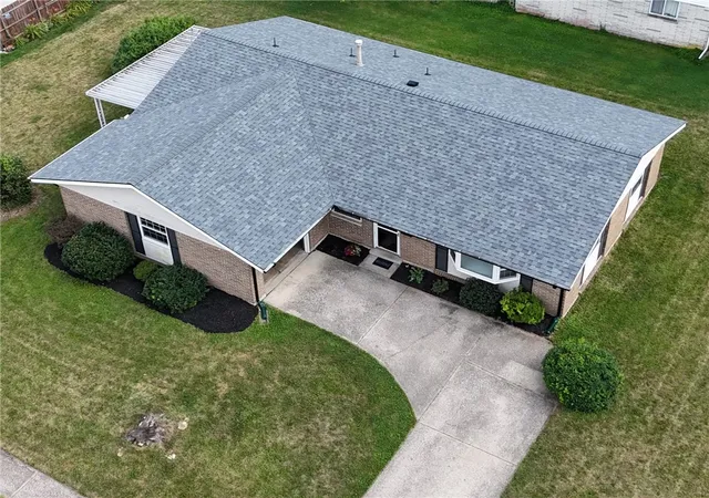 Photo 2 of Single family home for sale at 155 Mccraw Dr, Englewood, OH 45322 | MLS# 963491 | Listing updated on 2026-09-04