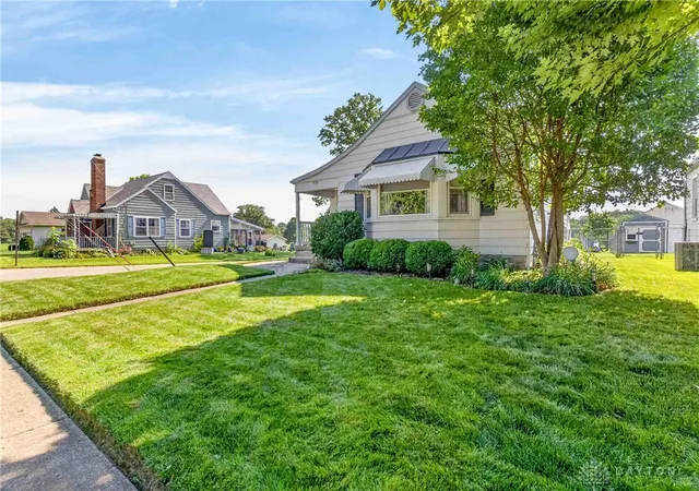 Photo 5 of Single family home for sale at 1032 Broadway Ave, Sidney, OH 45365 | MLS# 963656 | Listing updated on 2026-08-30