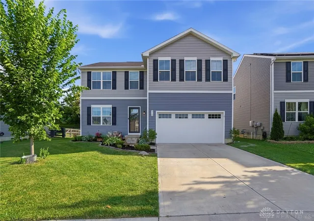 Photo 3 of Single family home for sale at 310 Golden Gate Ave, Springfield, OH 45505 | MLS# 963601 | Listing updated on 2026-09-04